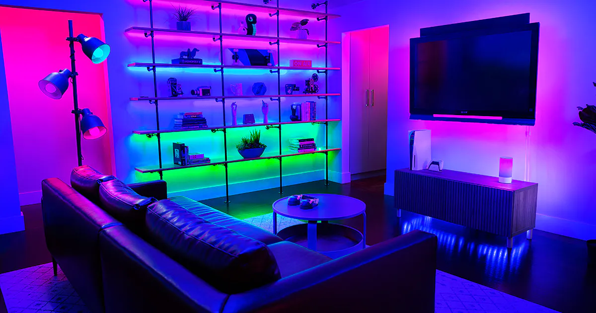 چراغ‌های LED و نورپردازی محیطی (RGB Lighting)